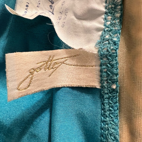 2 Piece Gottex Bathing Suit - Picture 11 of 14